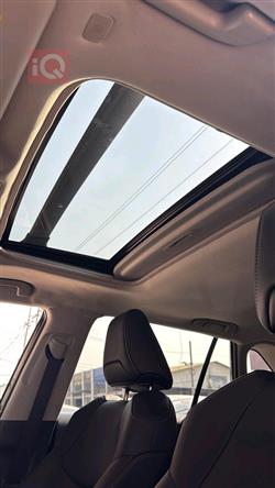 تۆیۆتا ڕاڤ 4